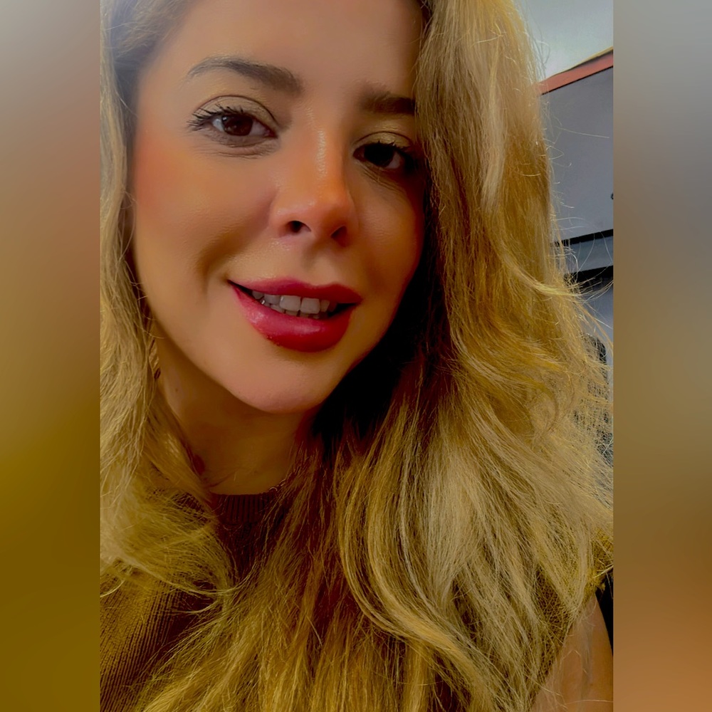 Meet your Posher, Maria